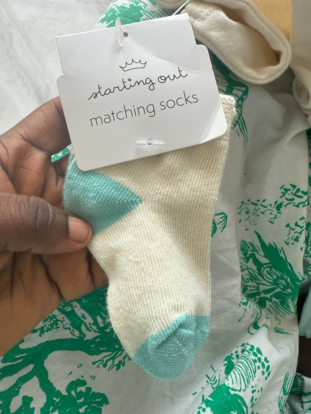 Starting Out 4 Pcs Girl Set With Headband & Sock