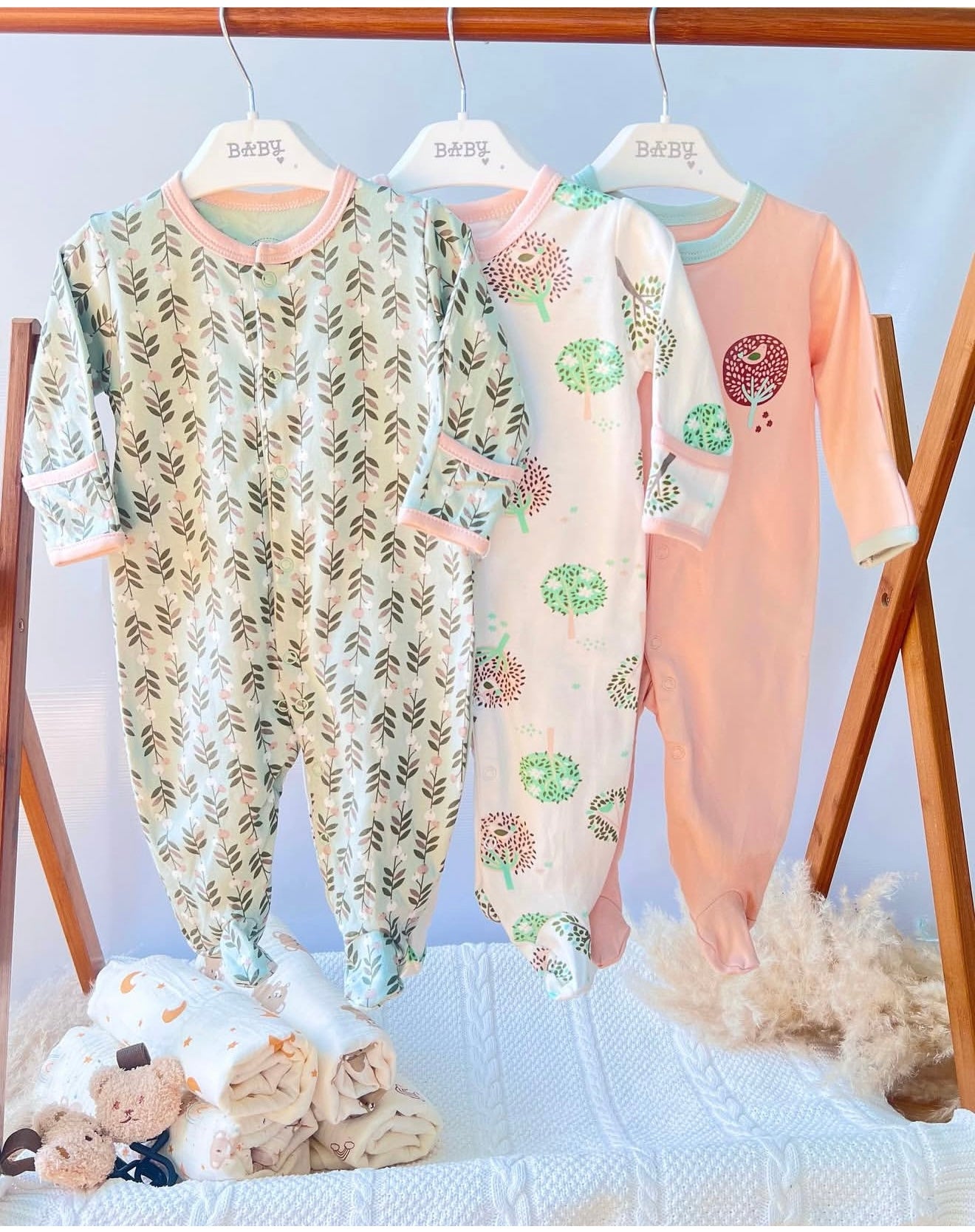 Mamas And Papas 3pcs Footed Cotton Sleepsuit