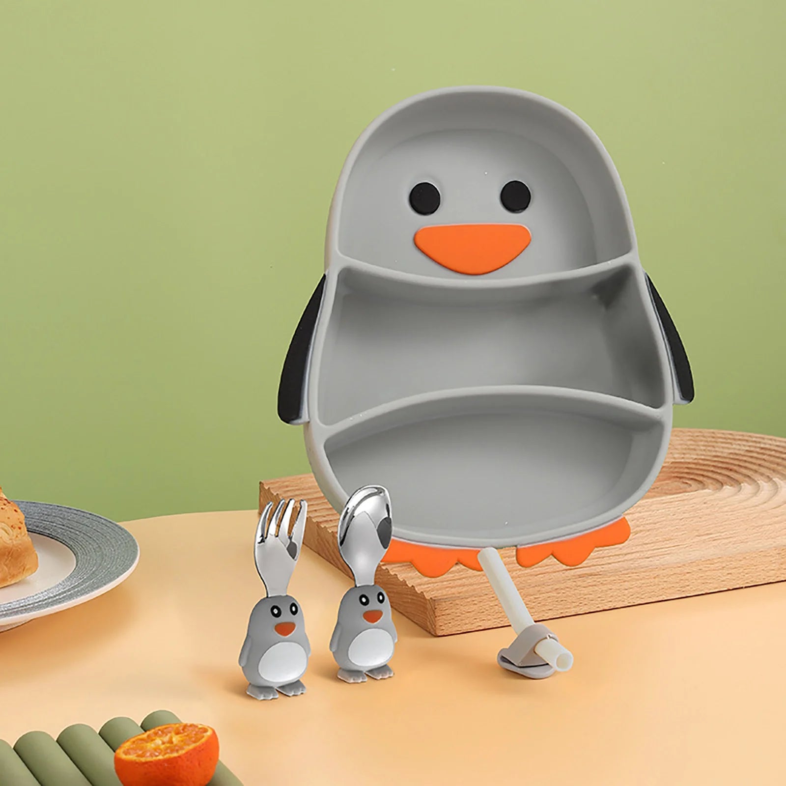 Penguin Shaped Silicone Feeding/ Weaning Set