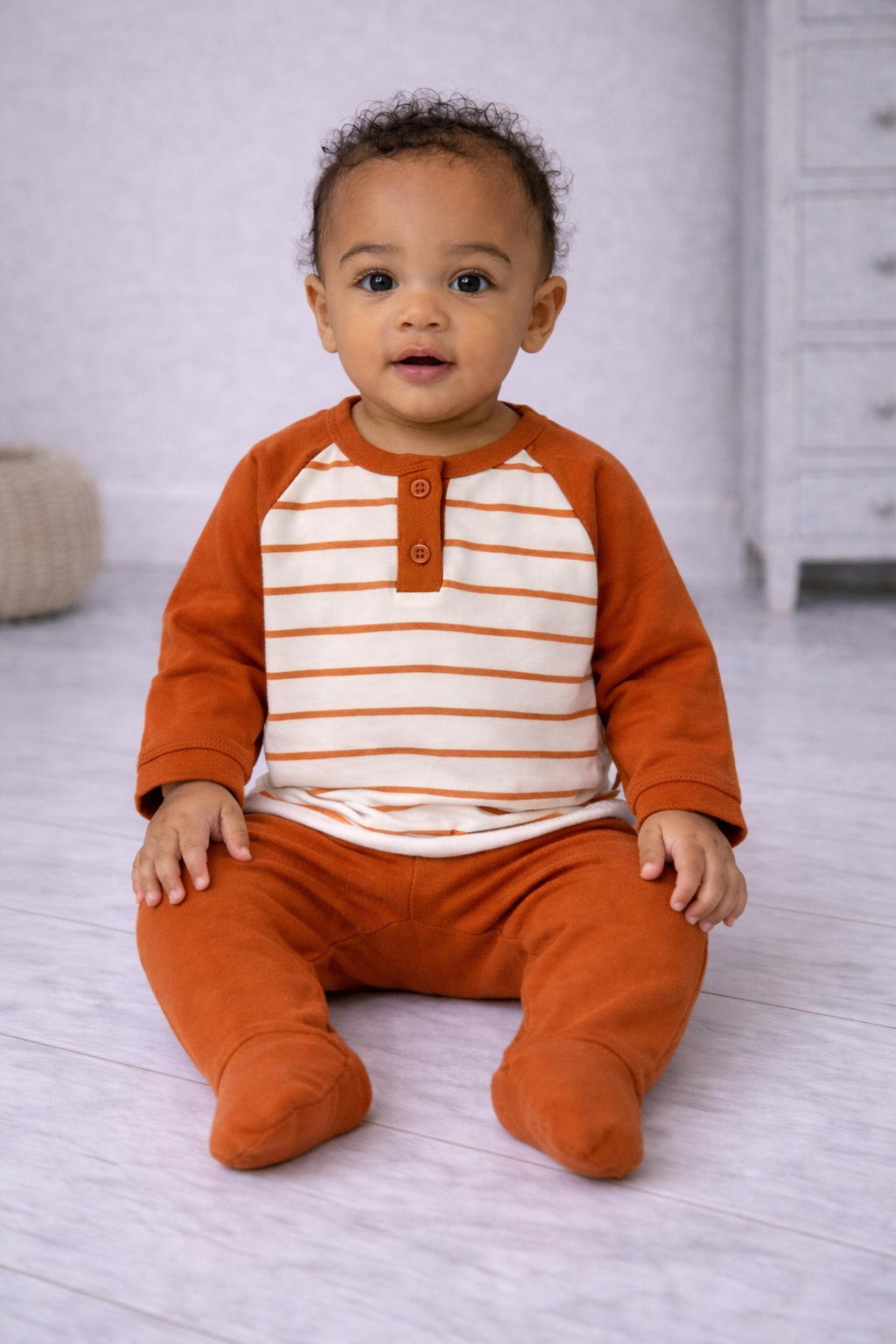 Eslenza 2 Pack Long Sleeve Bodysuit And Joggers