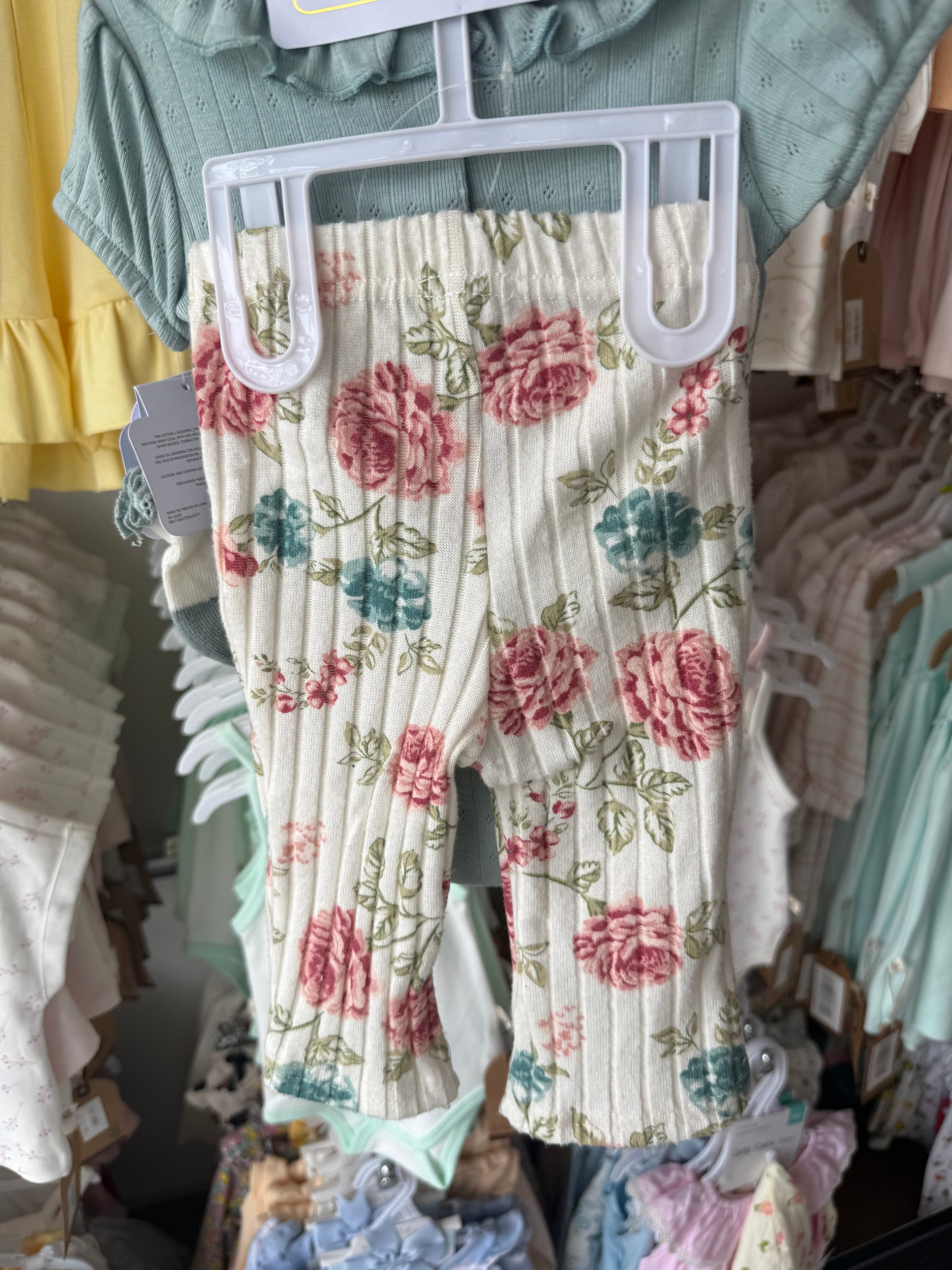 Tahari Girls 4 Pcs Set With Flare Pants