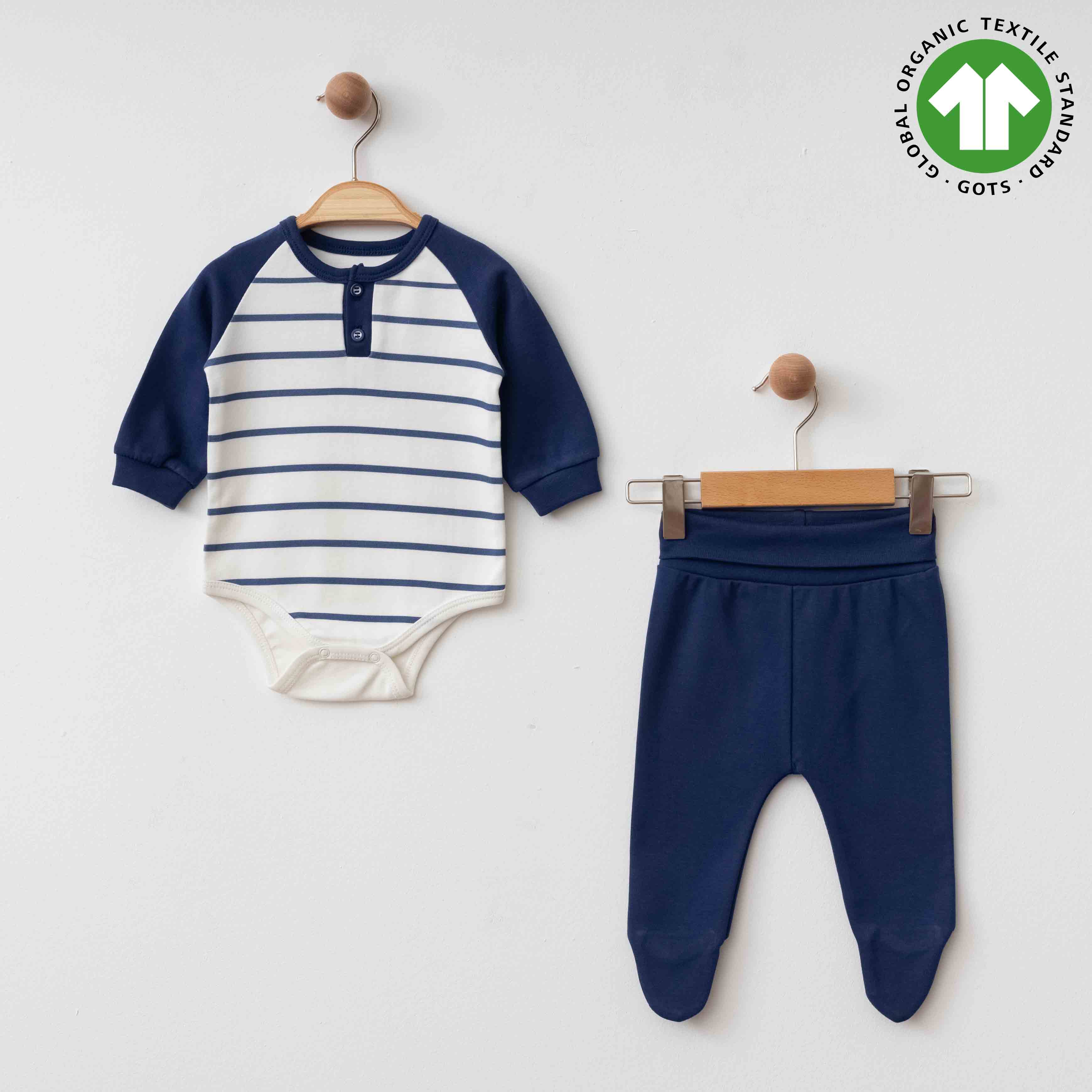 Eslenza 2 Pack Long Sleeve Bodysuit And Joggers